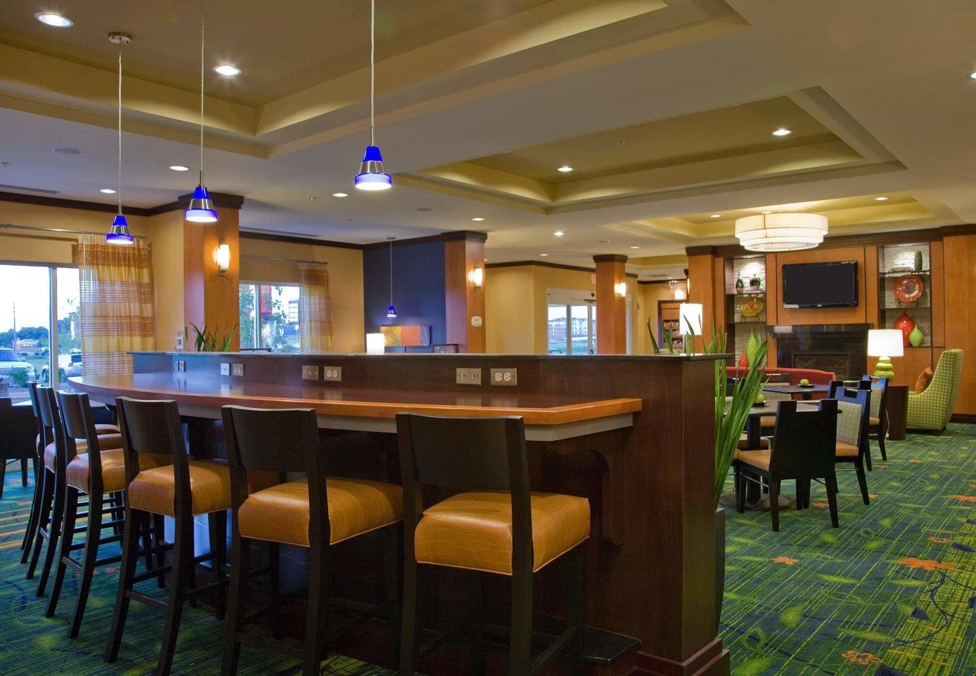 Fairfield Inn And Suites By Marriott Montgomery Eastchase Exterior photo